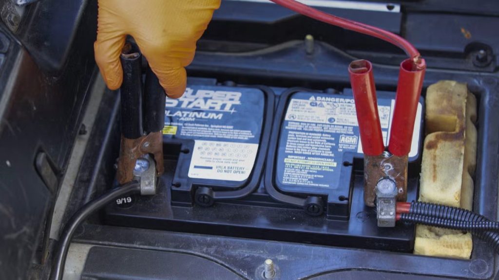 How to jump start the car with a battery