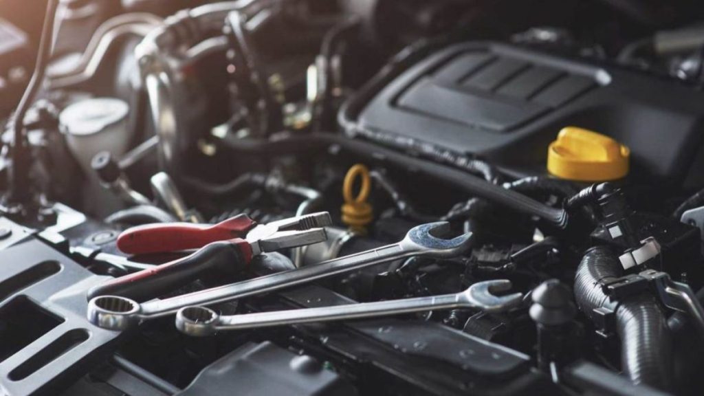 What is the correct order to jump start a car battery